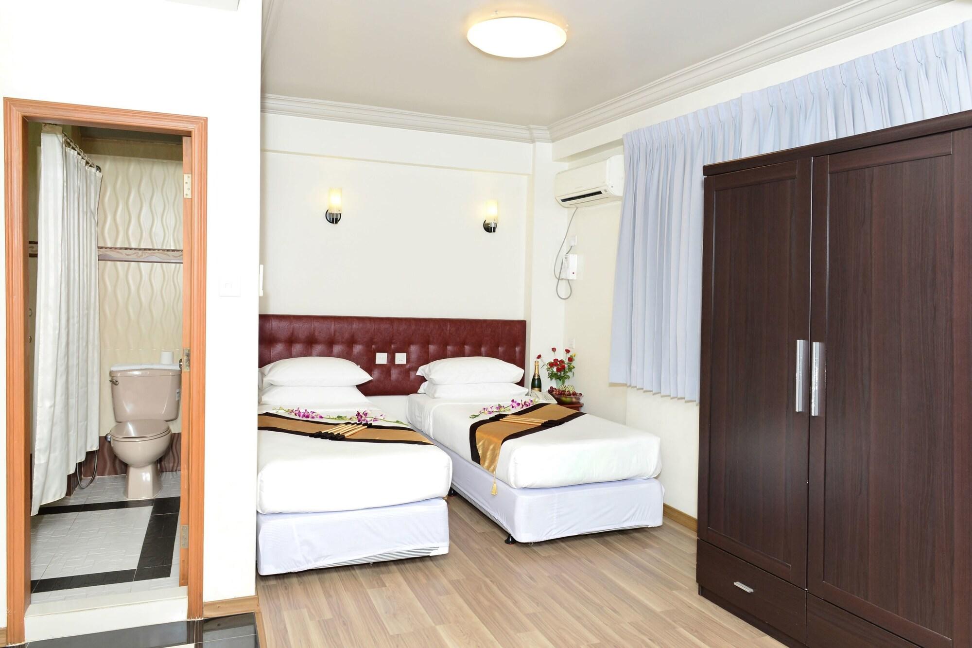 יאנגון Hotel Grand United - Chinatown מראה חיצוני תמונה