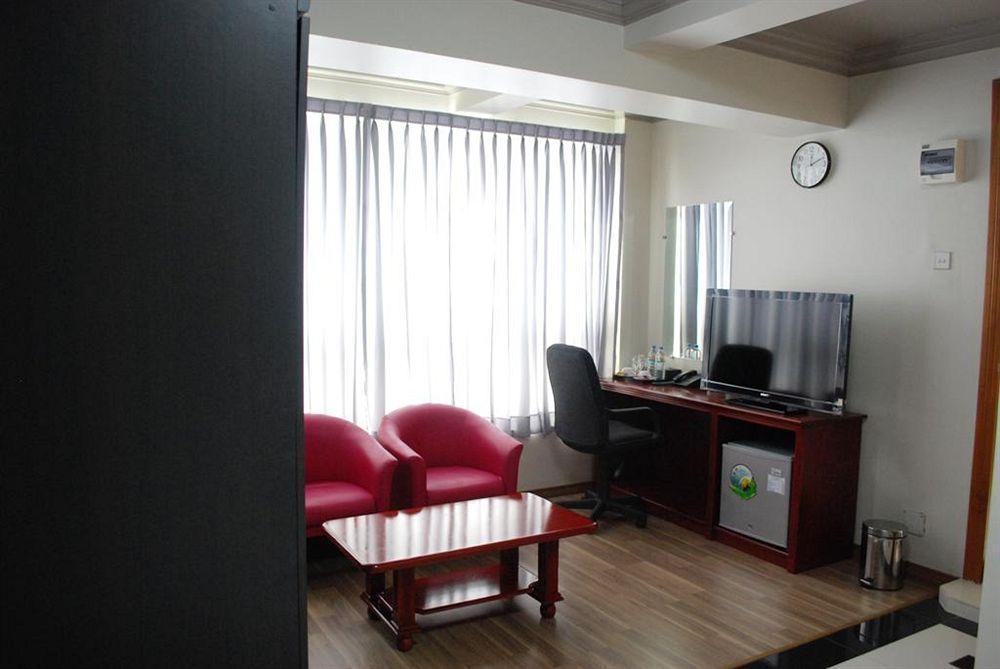 יאנגון Hotel Grand United - Chinatown מראה חיצוני תמונה